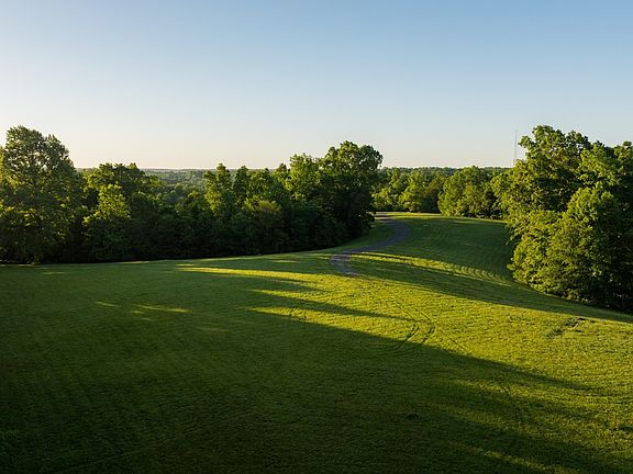 5th image of 7556 Caney Fork Rd