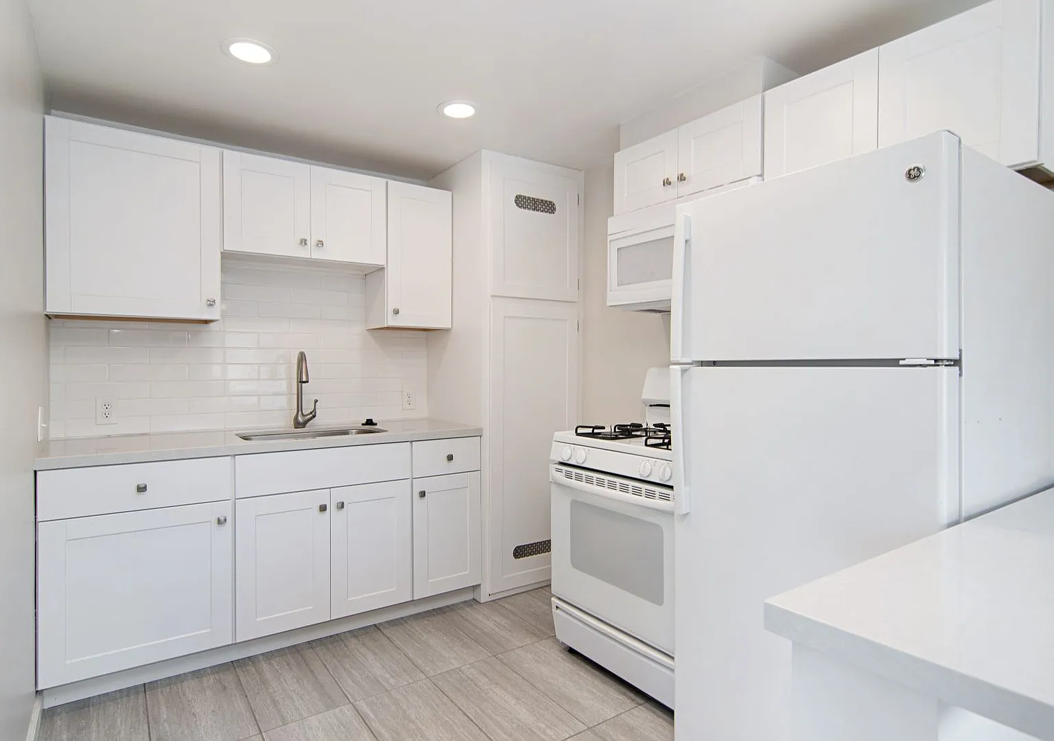 Villa Marina Apts — Photo 4