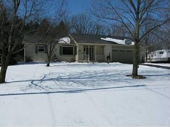 1st image of 6704 Bunker Hill Dr
