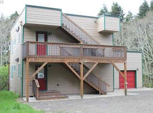 1075 S 3rd Ave, Rockaway Beach, OR