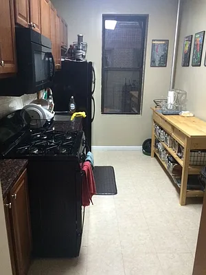 Rented by Realty 2000 Corp | media 58