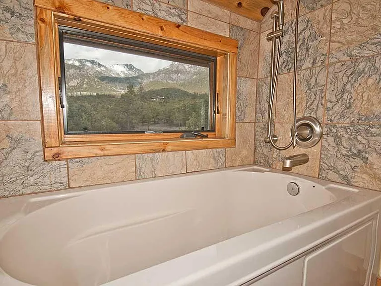 Upper Bathtub with Mountain View
