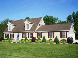 11881 N 1690th Blvd, Mount Carmel, IL 62863