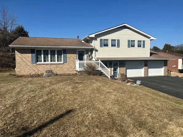 231 E Sherman Ave, Du Bois, PA 15801