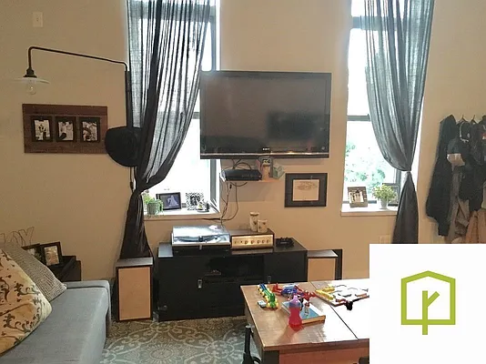 Rented by Rentopia | media 54