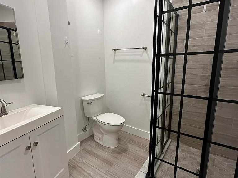 4 Elliot St #11 — Photo 9