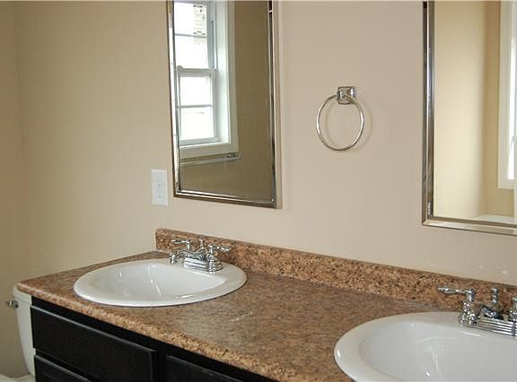 5th image of 324 Patrick Pl Lot 324