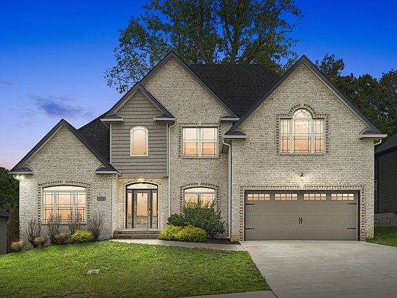 3rd image of 2292 Colston Dr