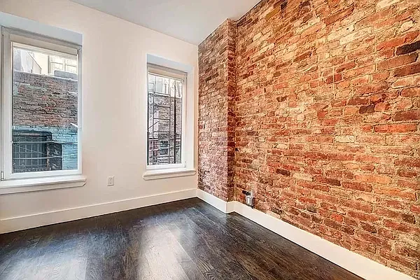 Rented by REAL New York | media 9