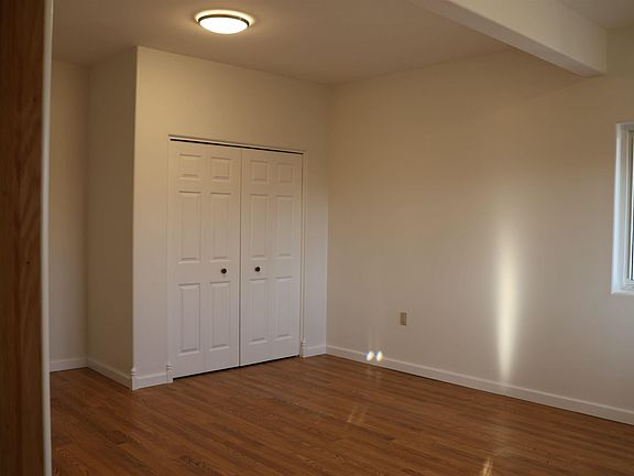 3rd image of 5525 Bond Rd