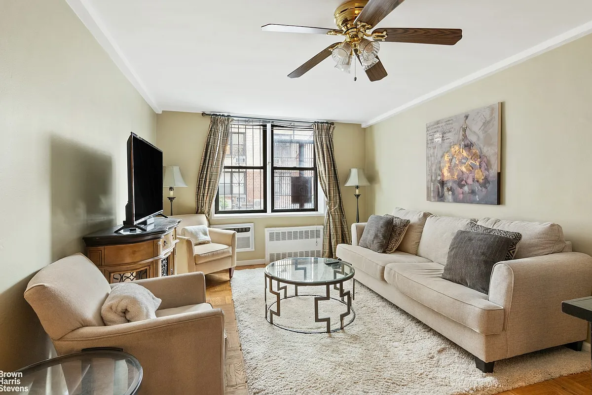 165 Christopher Street #LBB in West Village, Manhattan
