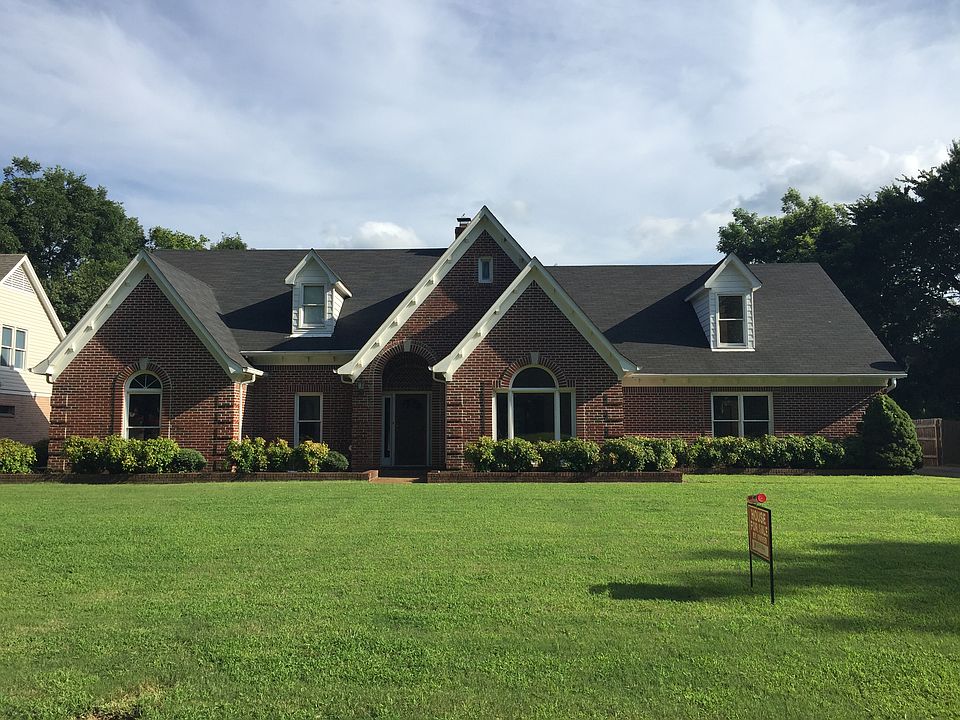 1st image of 8825 S Poplar Lake Dr