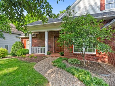 2000 Chapel Ridge Rd, Columbia, MO, 65203