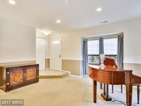 5th image of 7611 Jordon Hollow Ct
