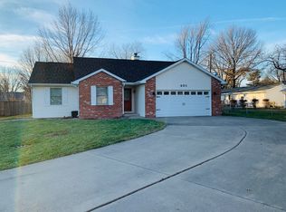 401 Violet Rdg, Chatham, IL 62629