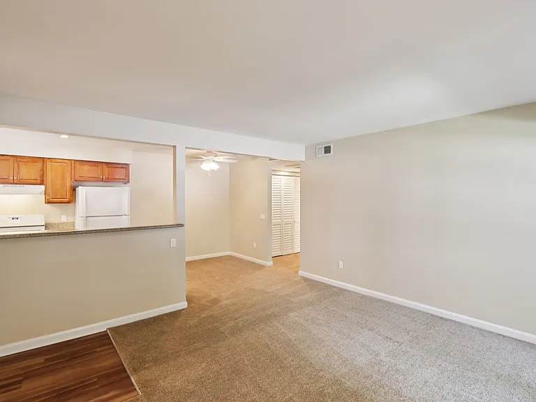Sycamore Terrace Apartments — Photo 49