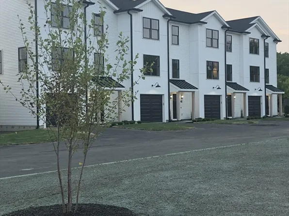 20 Birch Brook Rd #20, Lynn, MA 01905