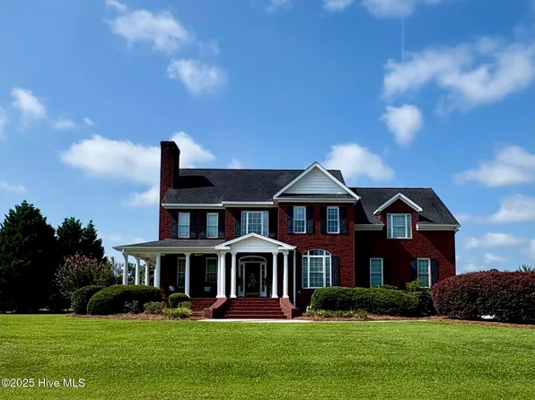 25 Muirfield Drive, Whiteville, NC 28472