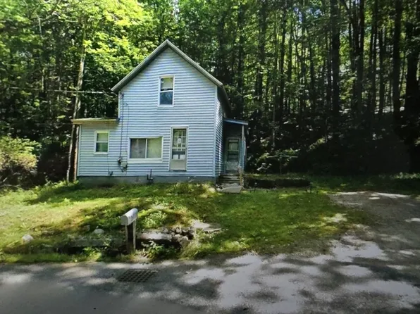 262 Harugari St, Athol, MA 01331