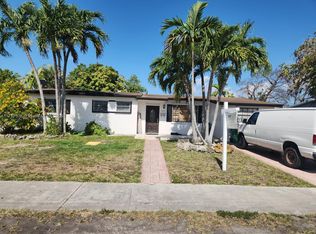 4232 SW 98th Ave, Miami, FL 33165