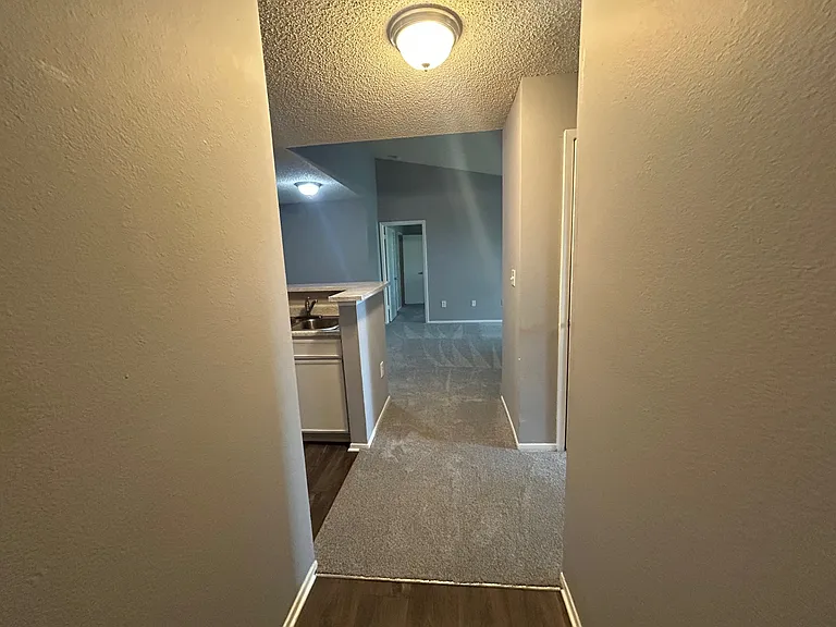 Idlewood Apartments — Photo 12