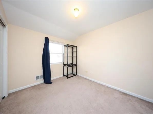 74 Sumner Avenue image 14 of 28