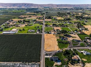 11200 Flintstone Rd, Yakima, WA 98908