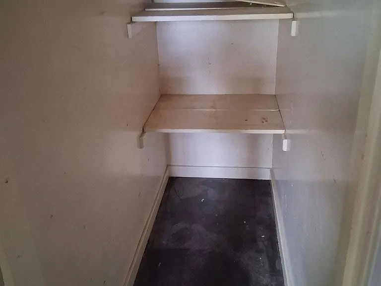 1007 N Oakley St — Photo 9