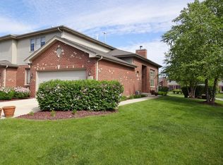 9320 Finbar Pl, Tinley Park, IL 60487