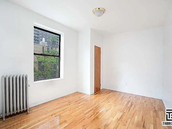4th image of 3283 Broadway #3C
