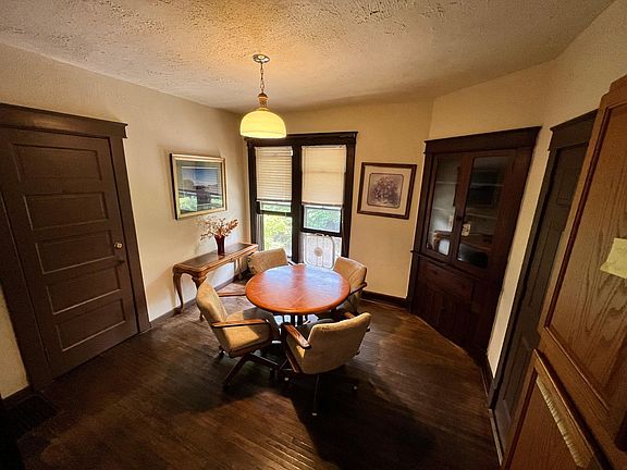 5th image of 510 S Woodlawn Ave APT 14