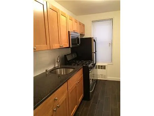 Sold by Douglas Elliman | media 16