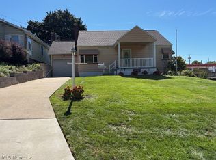 884 Hartshorn St, Alliance, OH 44601