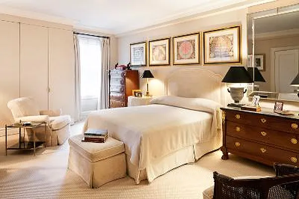 Sold by Corcoran | media 8