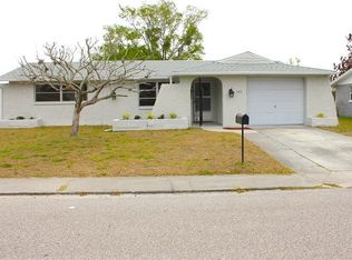 9420 Crabtree Ln, Port Richey, FL 34668