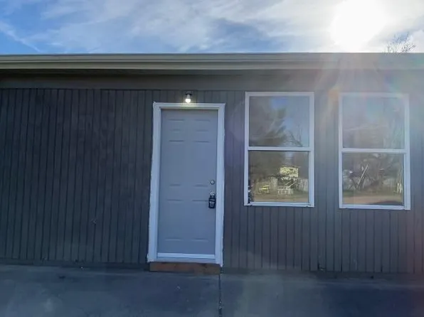 2921 Depot St #B, Orleans, MI 48865
