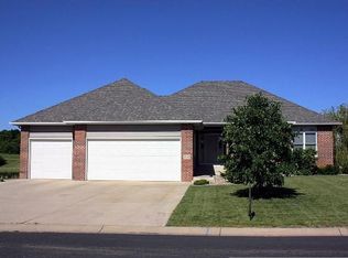 219 West Ct, Nya, MN 55368