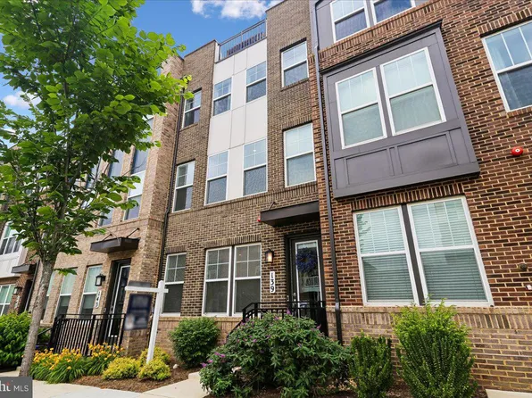139 Dickenson Dr, Gaithersburg, MD 20878