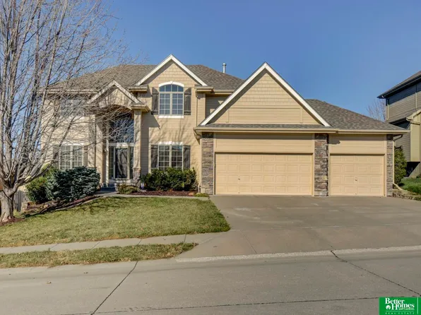 17018 Grant St, Omaha, NE 68116