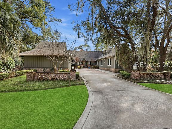 2nd image of 28 Pine Island Rd