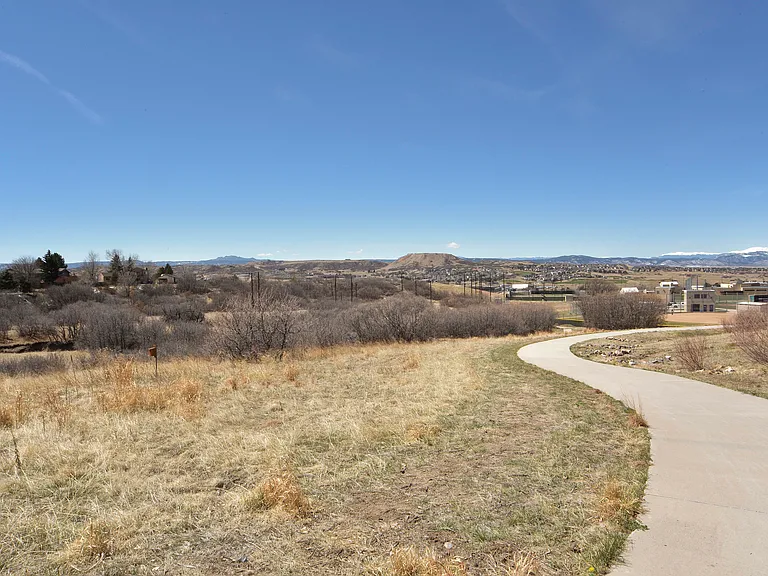 401 Tippen Pl — Photo 21