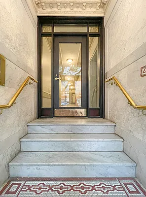 Rented by (Legacy) NY Quality Living Uptown | media 9