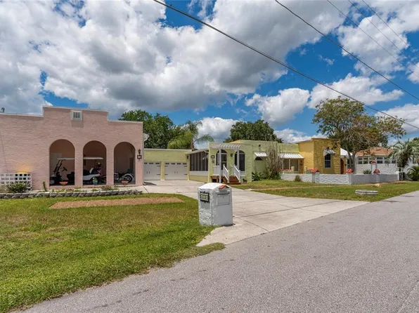 815 Lake Jessie Dr, Winter Haven, FL 33881