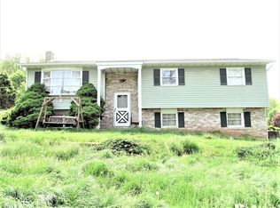 607 Glenwood Dr, Ephrata, PA 17522