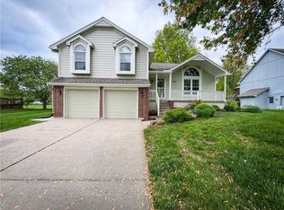 5287 SW Raintree Pkwy, Lees Summit, MO 64082