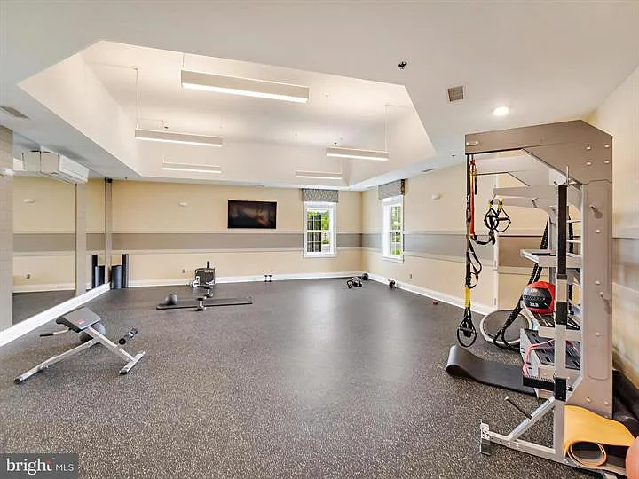 9703 Tealbriar Dr — Photo 46