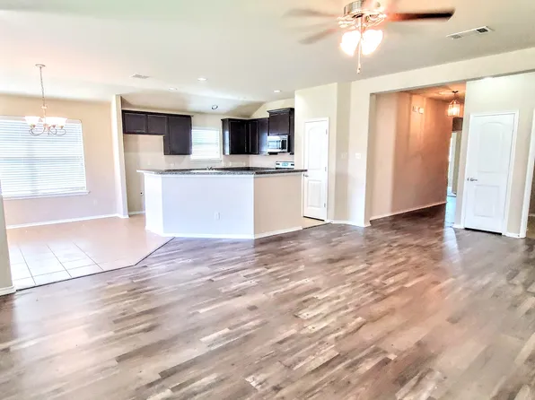 925 Westfield Dr, Anna, TX 75409