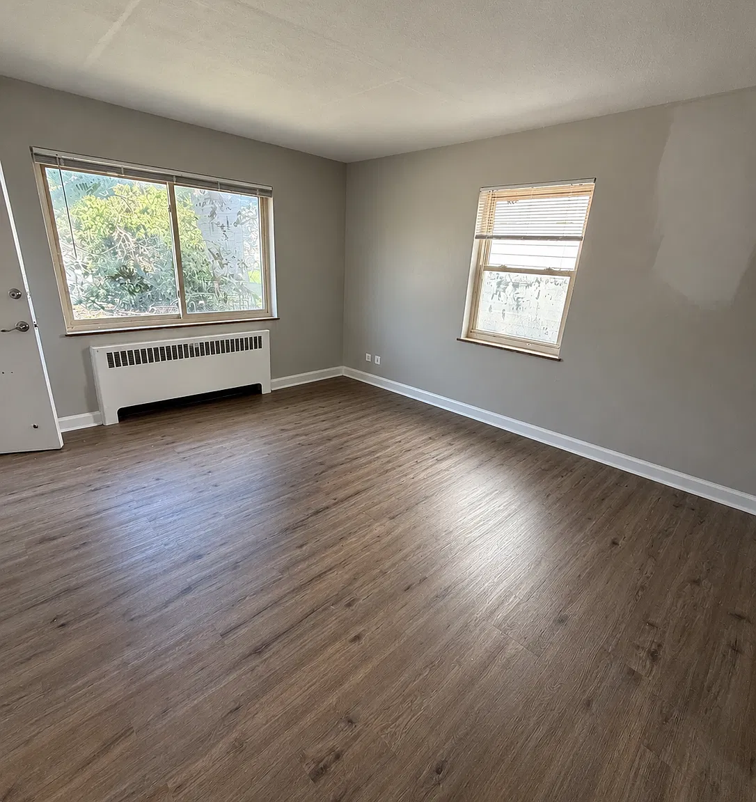 4308 Carter Ave — Photo 2