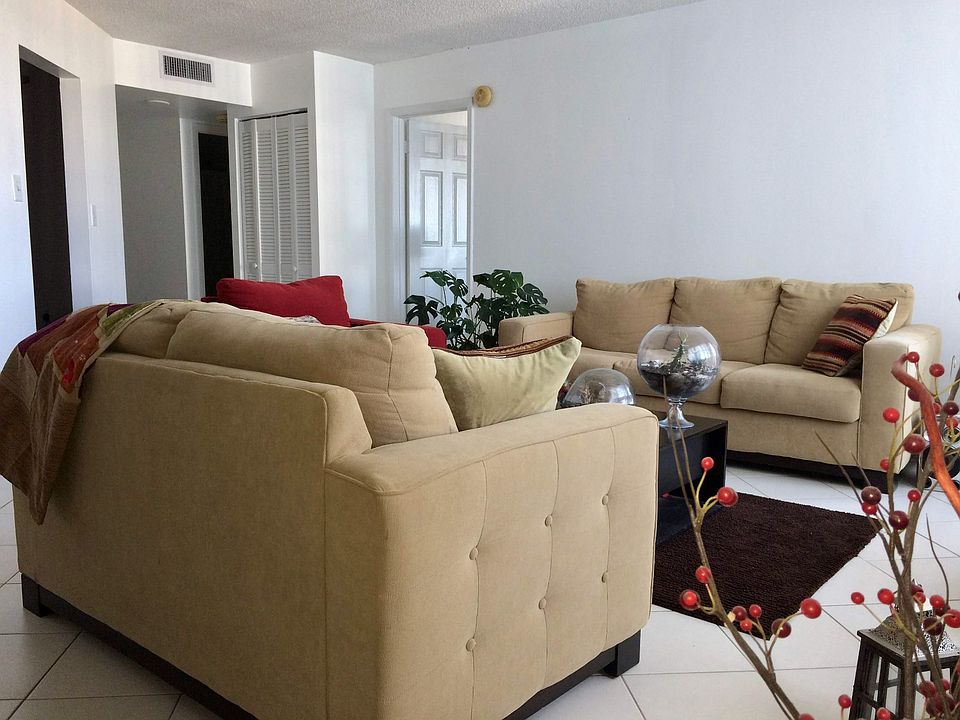 1st image of 2750 NE 183rd St APT 1806