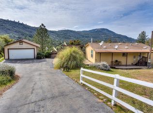 38552 Golden Ball Dr, Oakhurst, CA